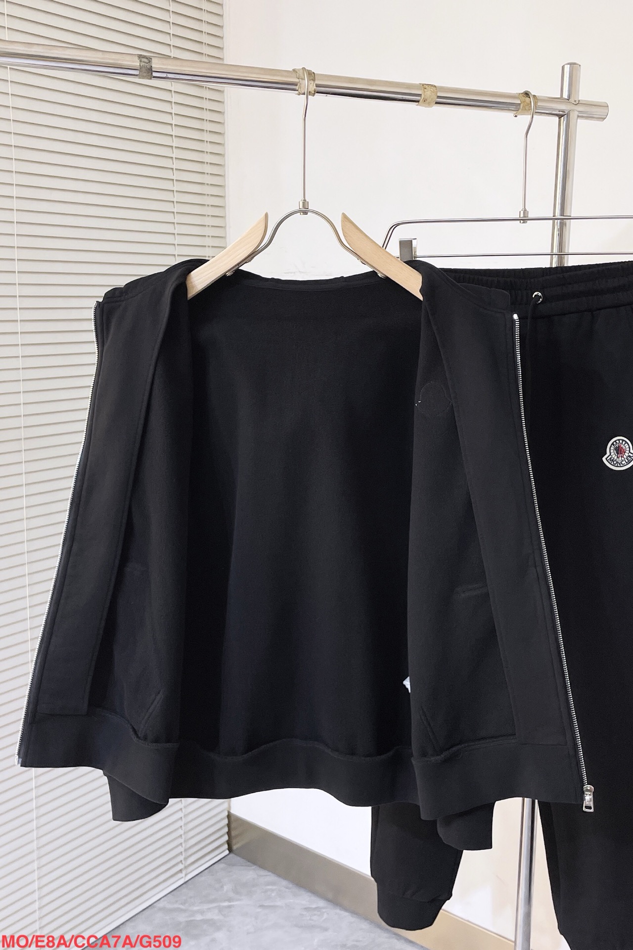 Men suits Top Quality