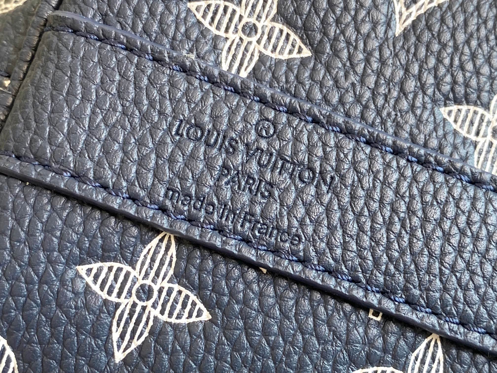 L*ouis V*uitton Top Bag