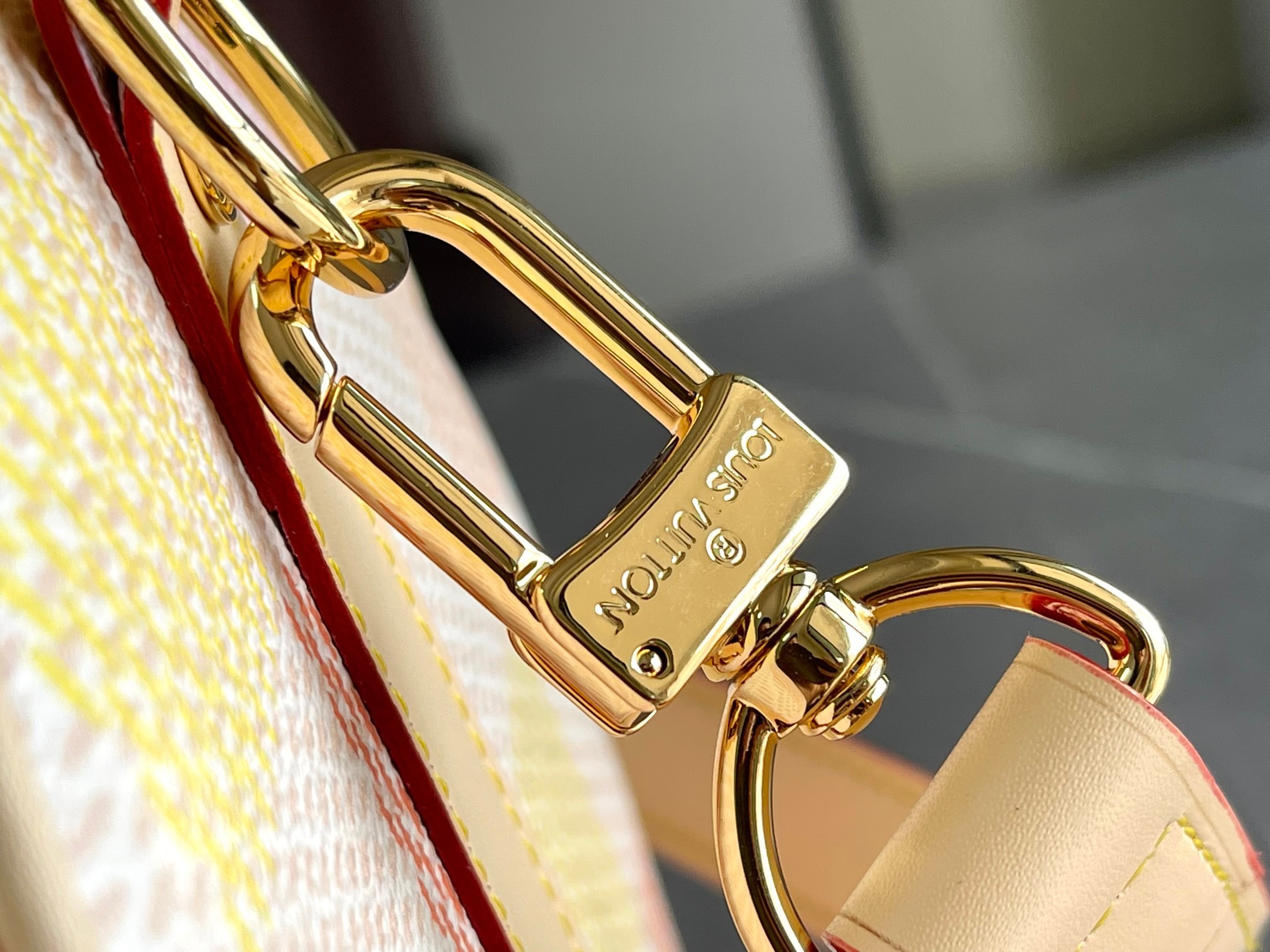 L*ouis V*uitton Top Bag