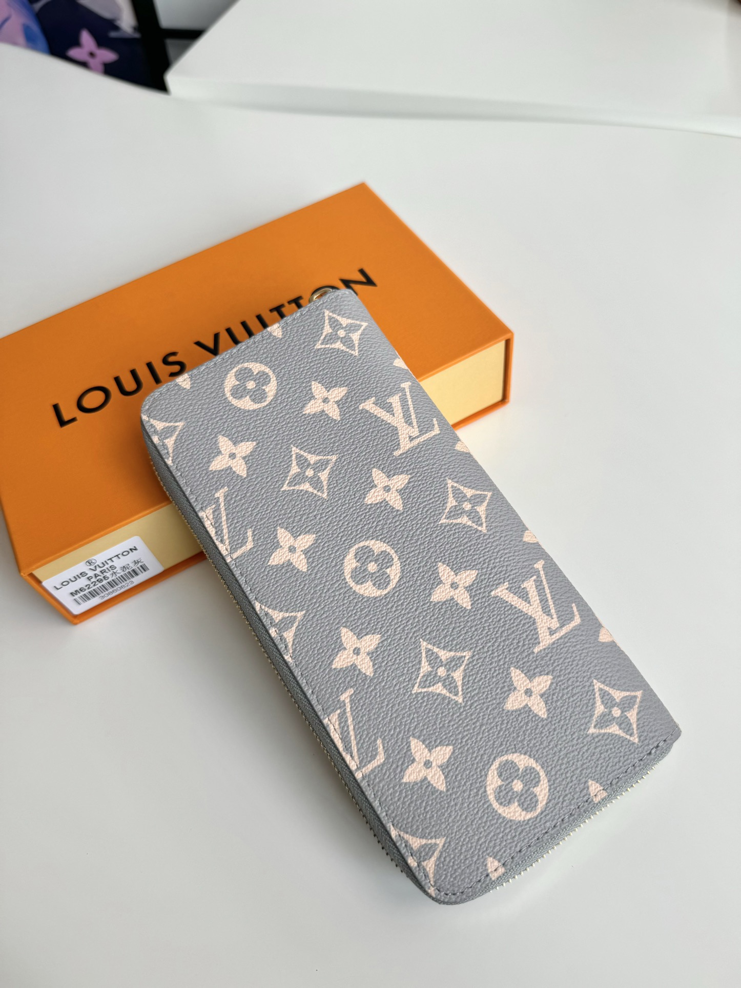 L*ouis V*uitton Top Bag