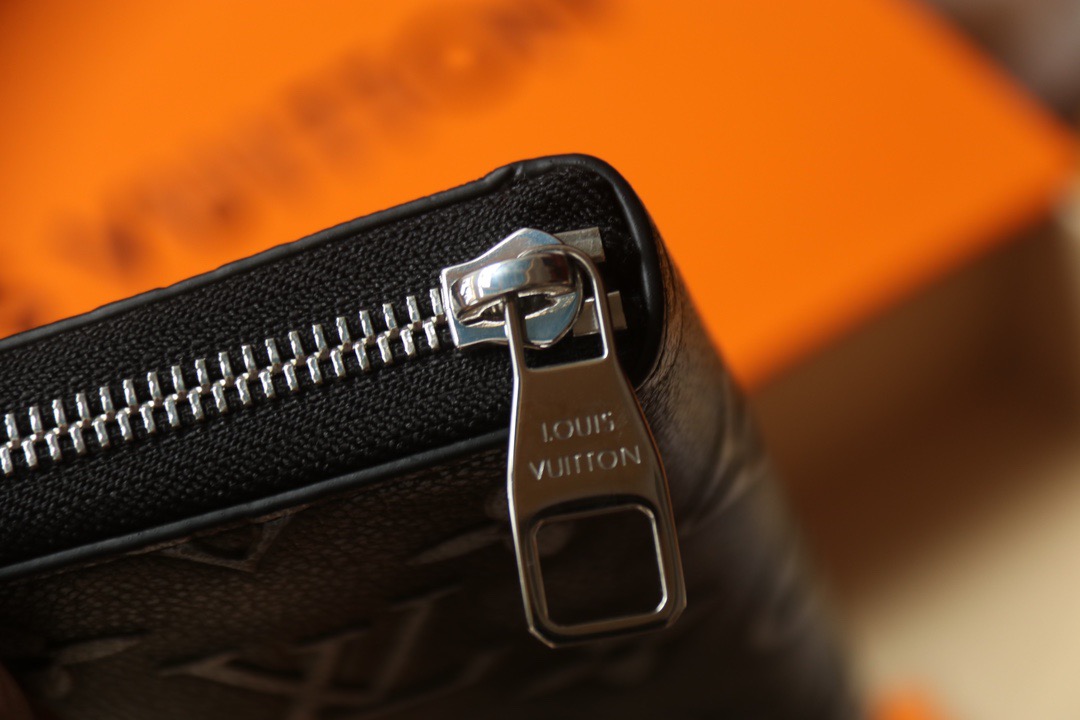 L*ouis V*uitton Top Bag