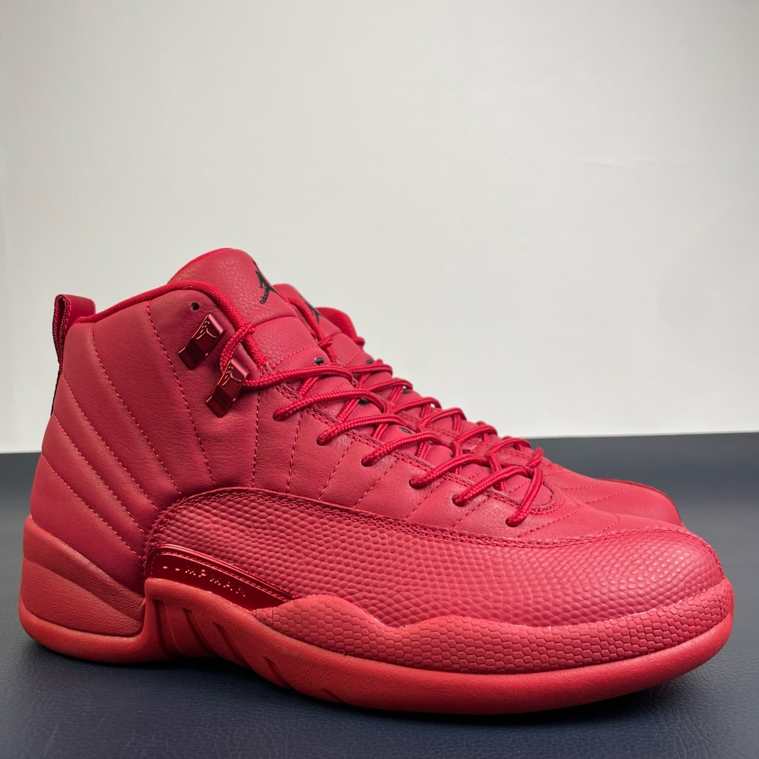Air Jordan 12