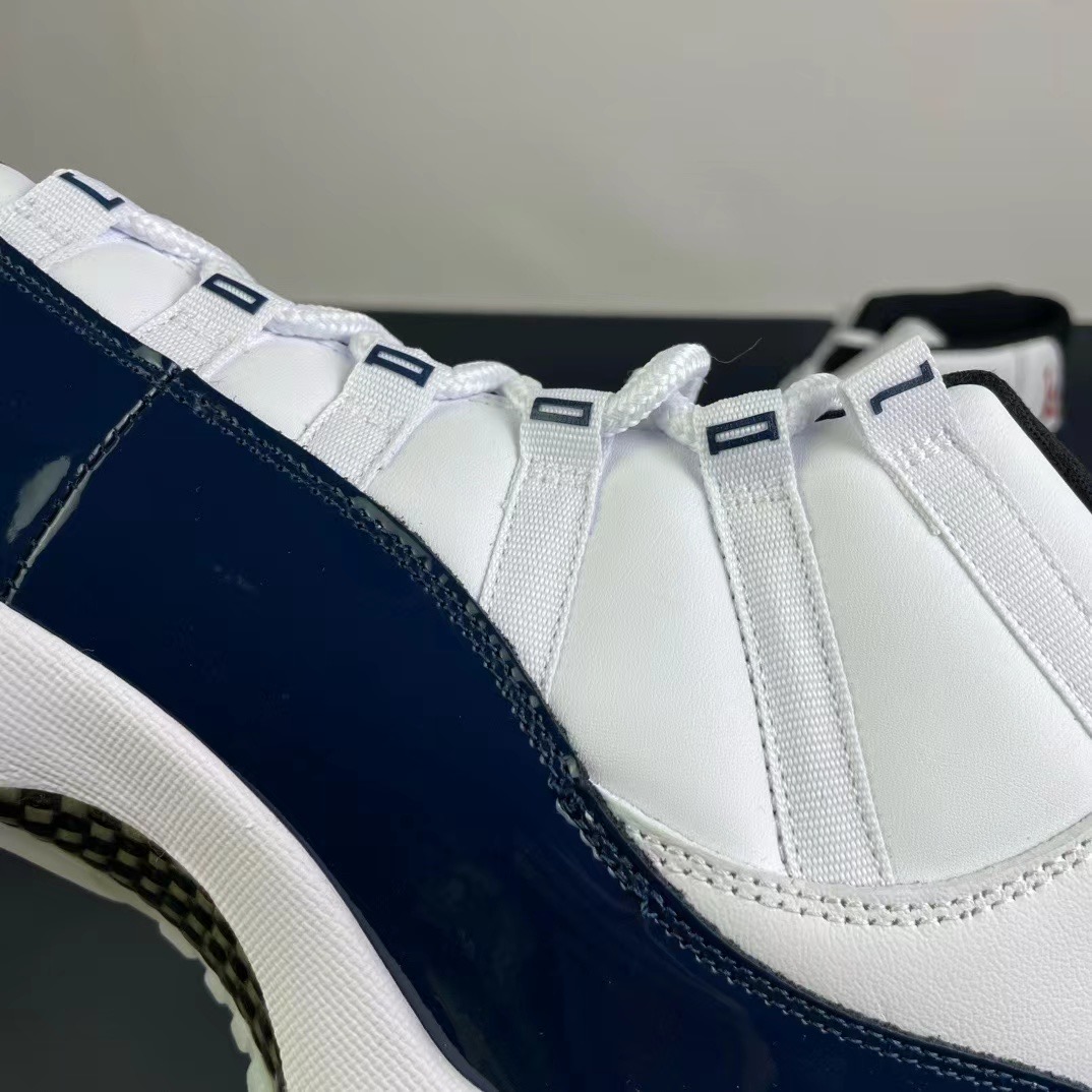 NIKE Air Jordan 11()