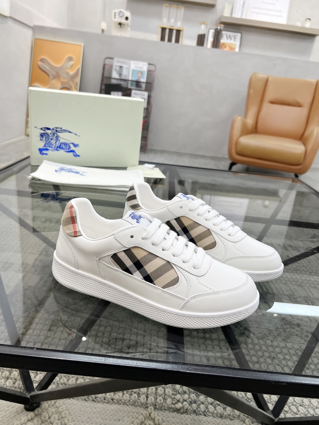 Men B*rberry Sneaker ()