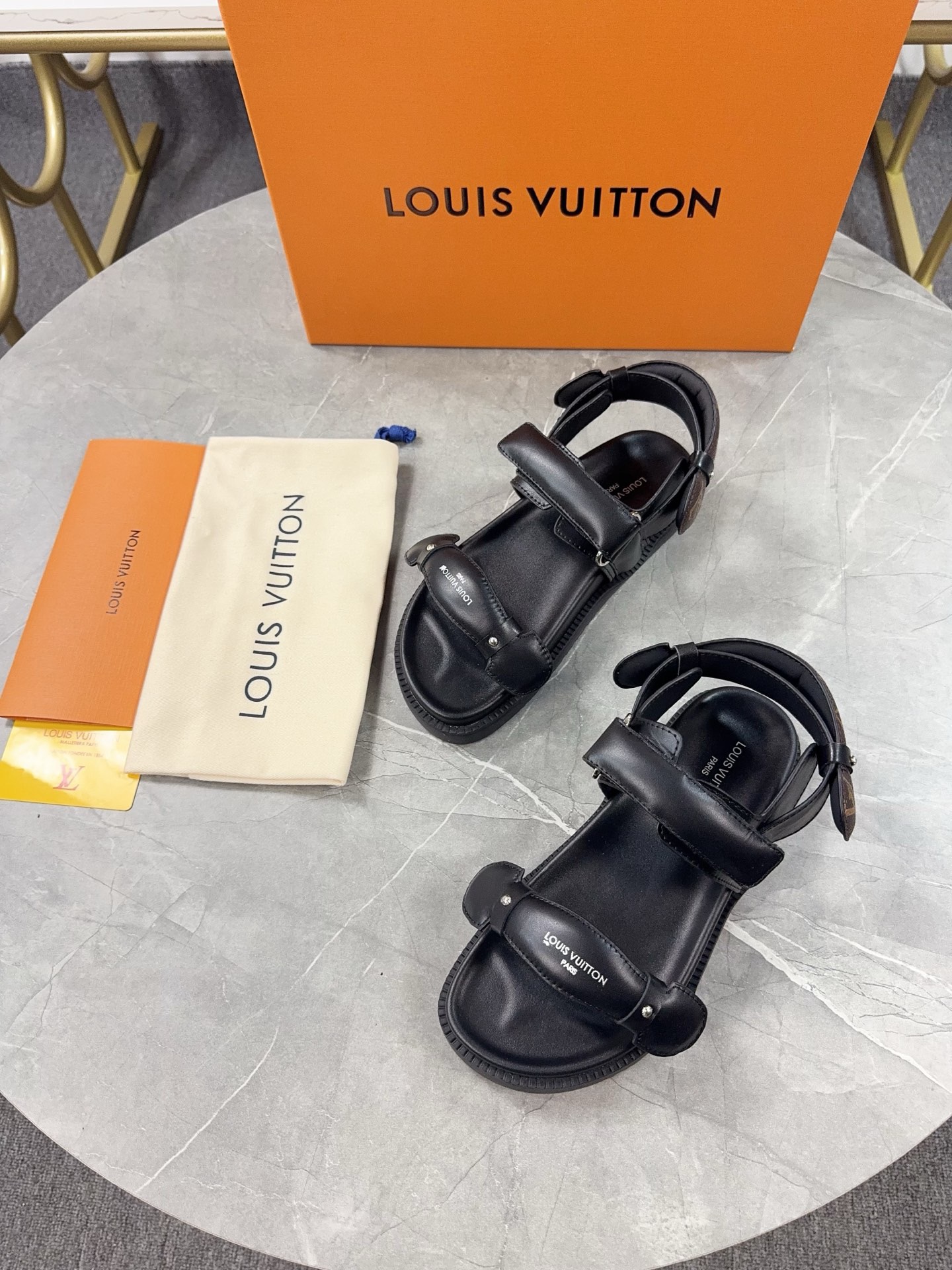 Women L*ouis V*uitton Top Sandals