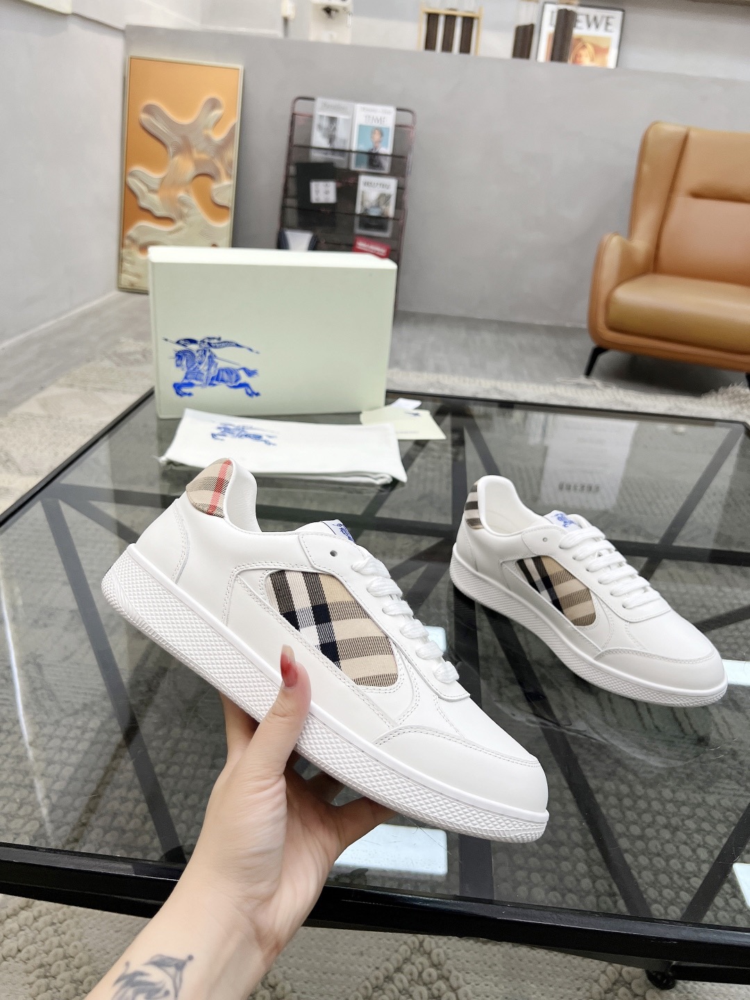 Men B*rberry Sneaker ()