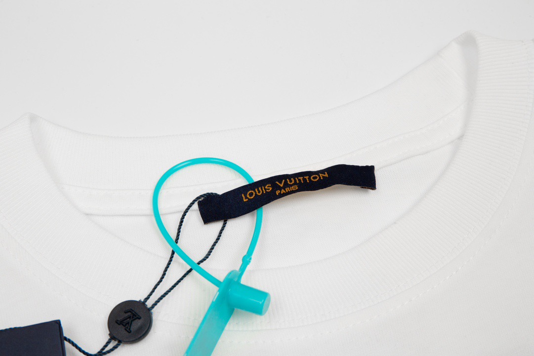 Men T-shirt Top Quality