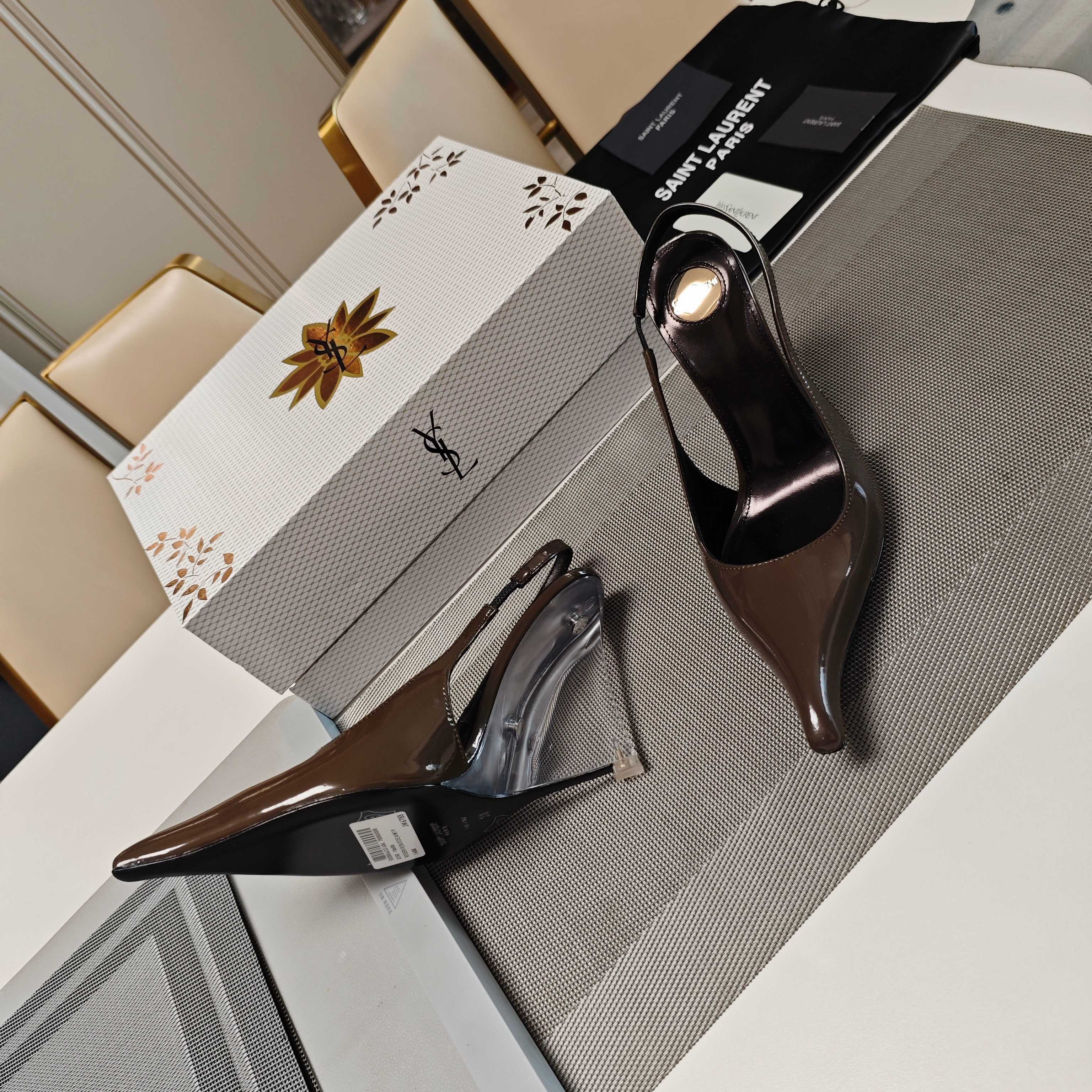 Women Y*SL Top Pumps