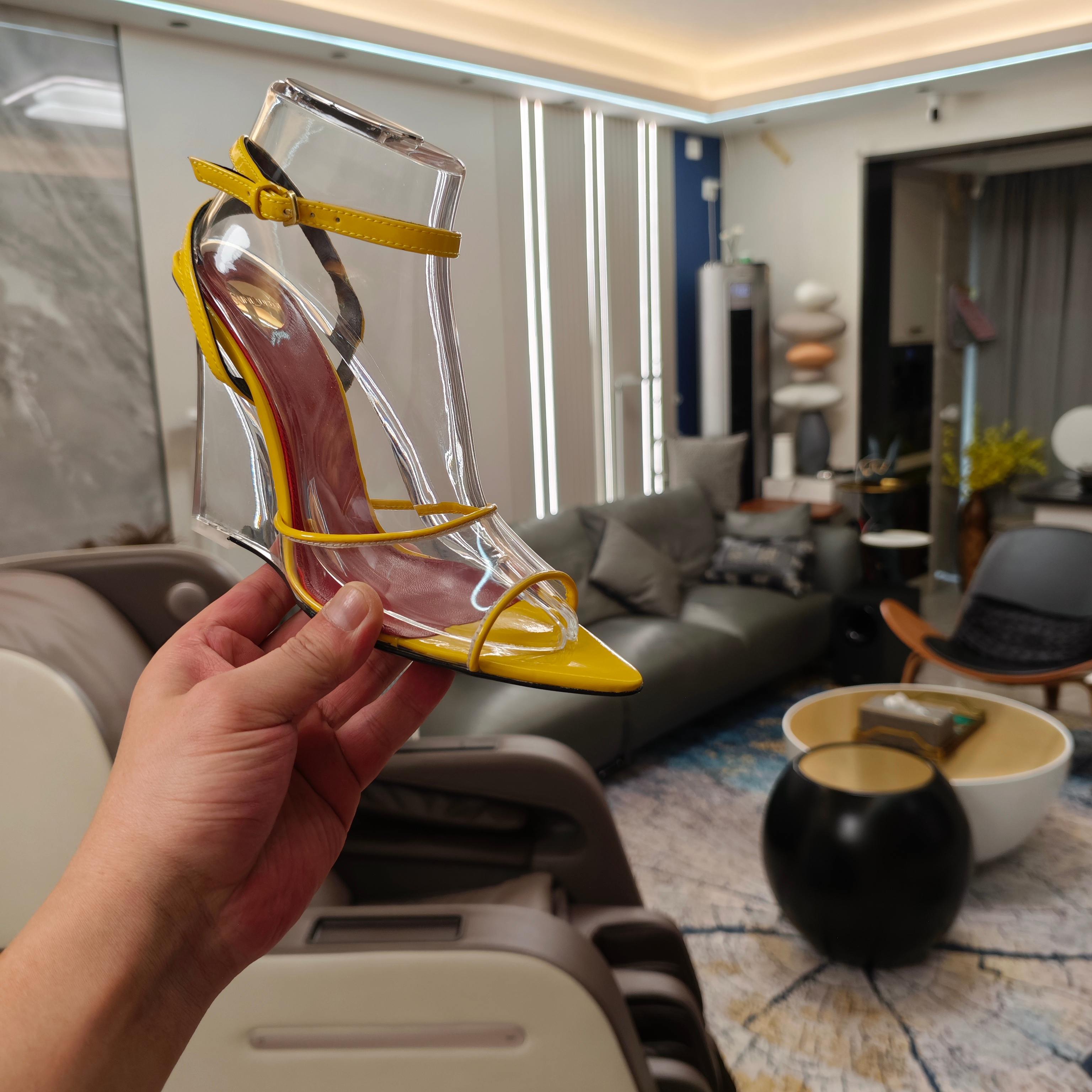 Women Y*SL Top Pumps