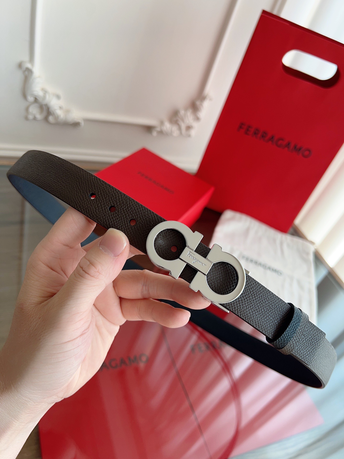 F*erragamo Top Version