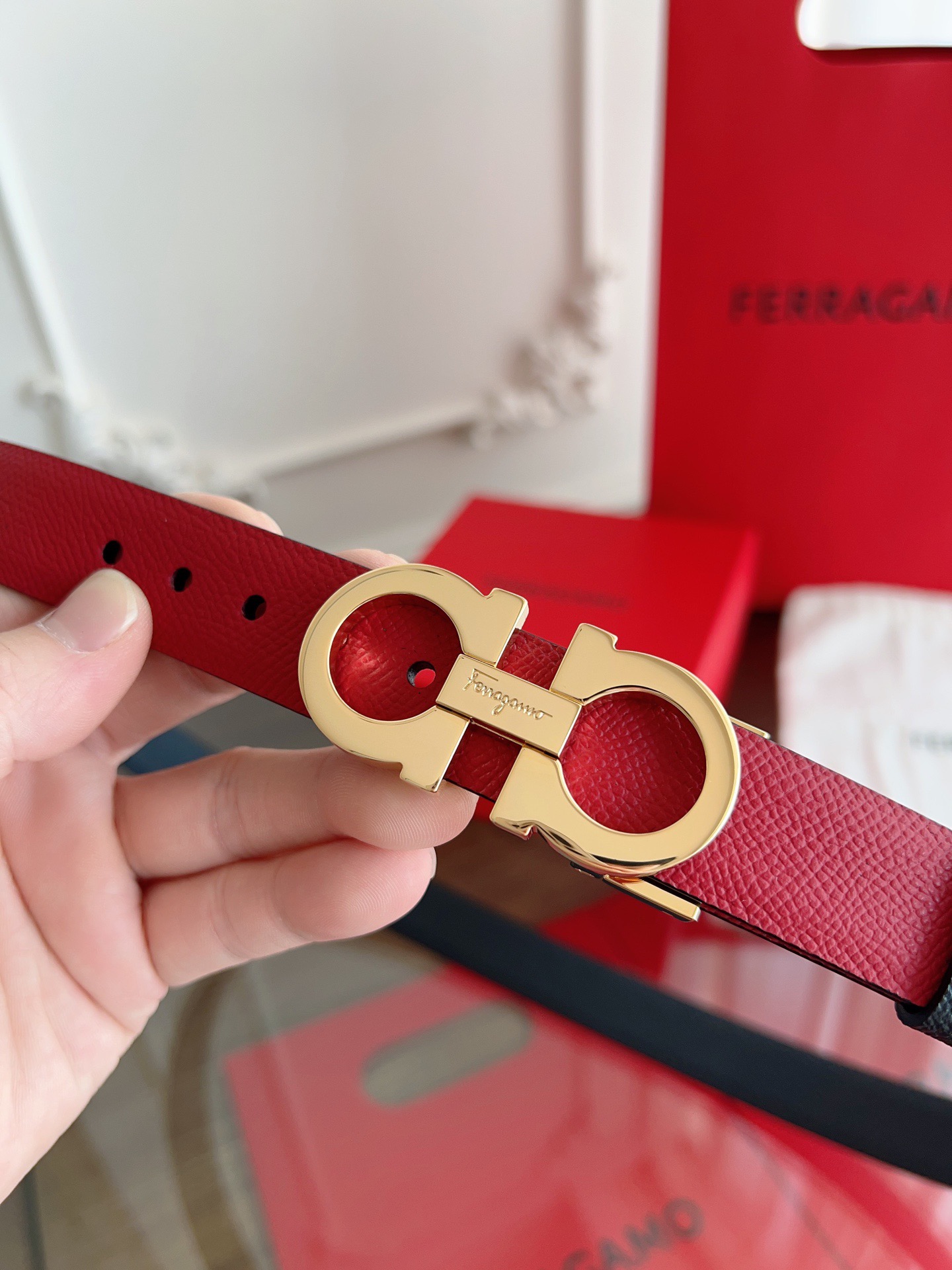 F*erragamo Top Version