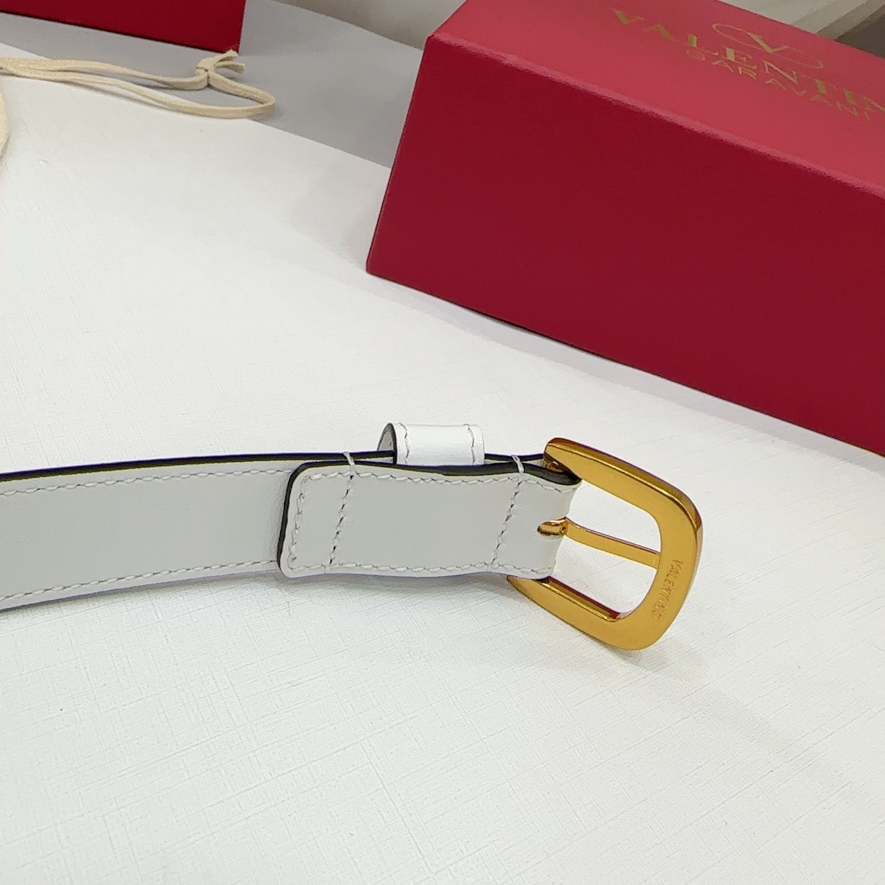 V*alentino Belts Top Quality