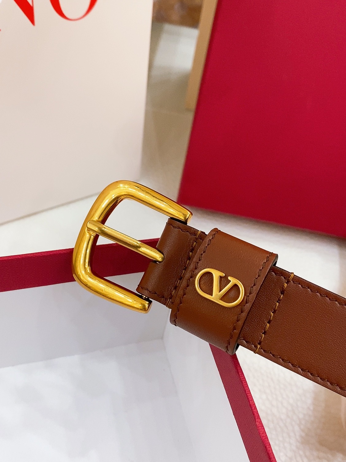 V*alentino Belts Top Quality