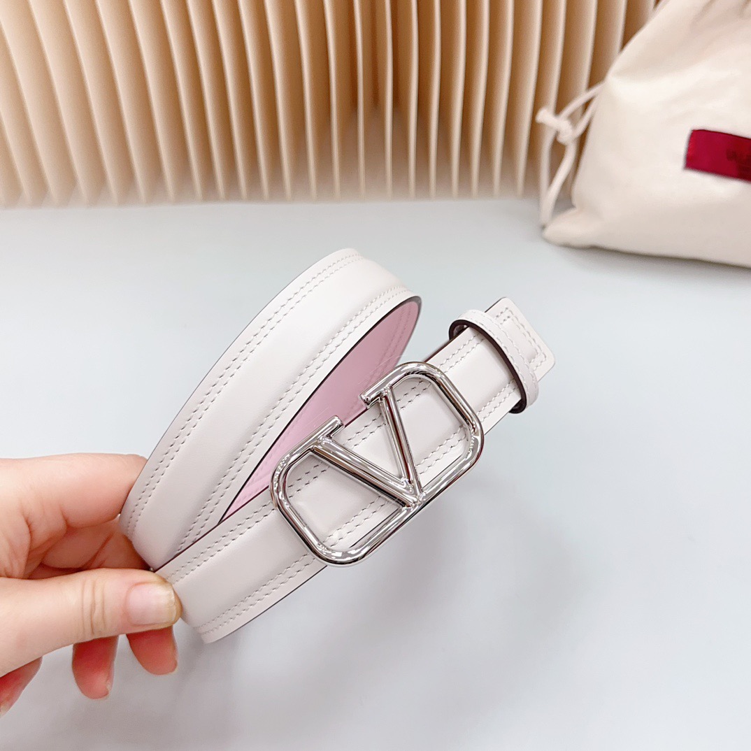 V*alentino Belts Top Quality