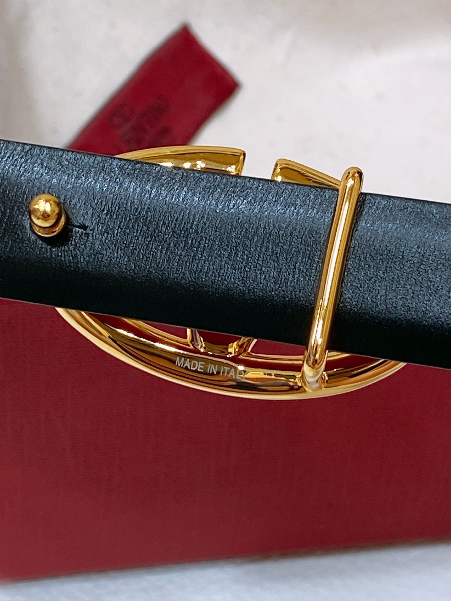 V*alentino Belts Top Quality