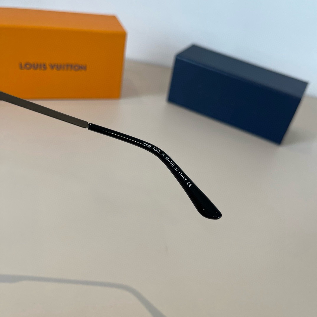 L*ouis V*uitton Glasses