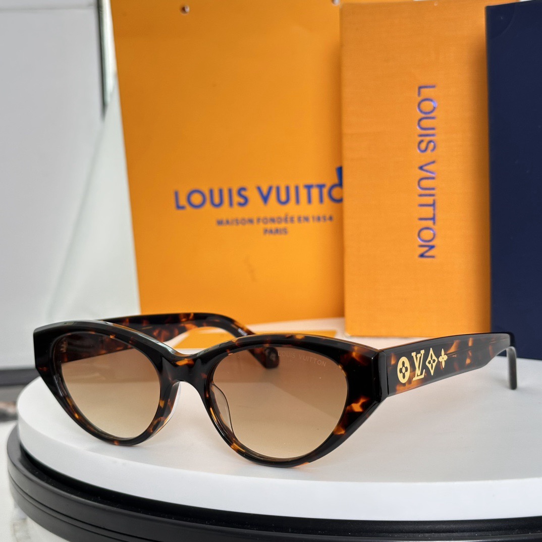 L*ouis V*uitton Glasses