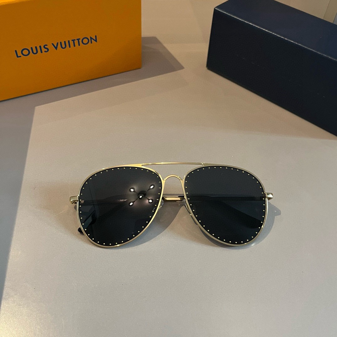 L*ouis V*uitton Glasses