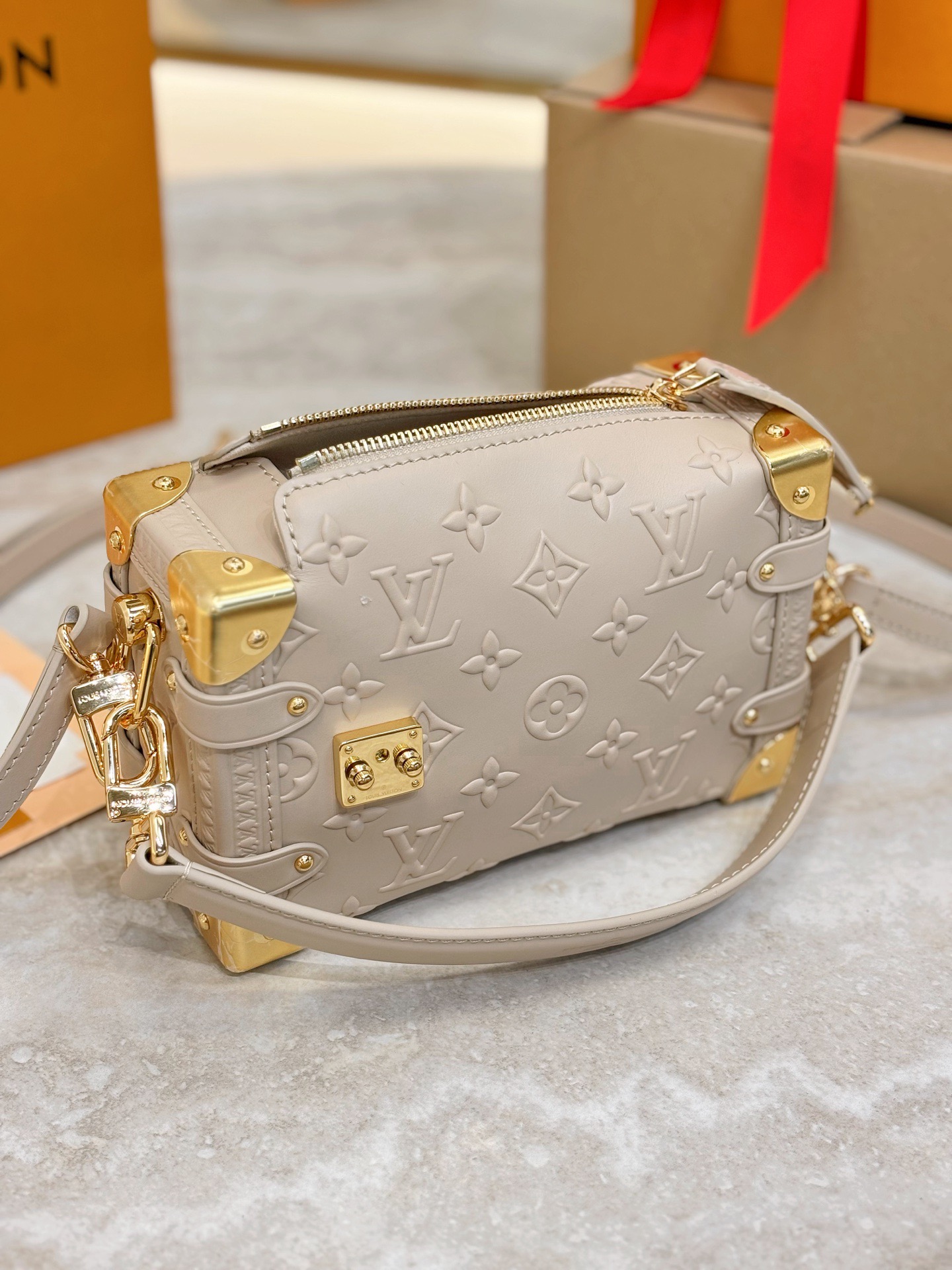 L*ouis V*uitton Top Bag