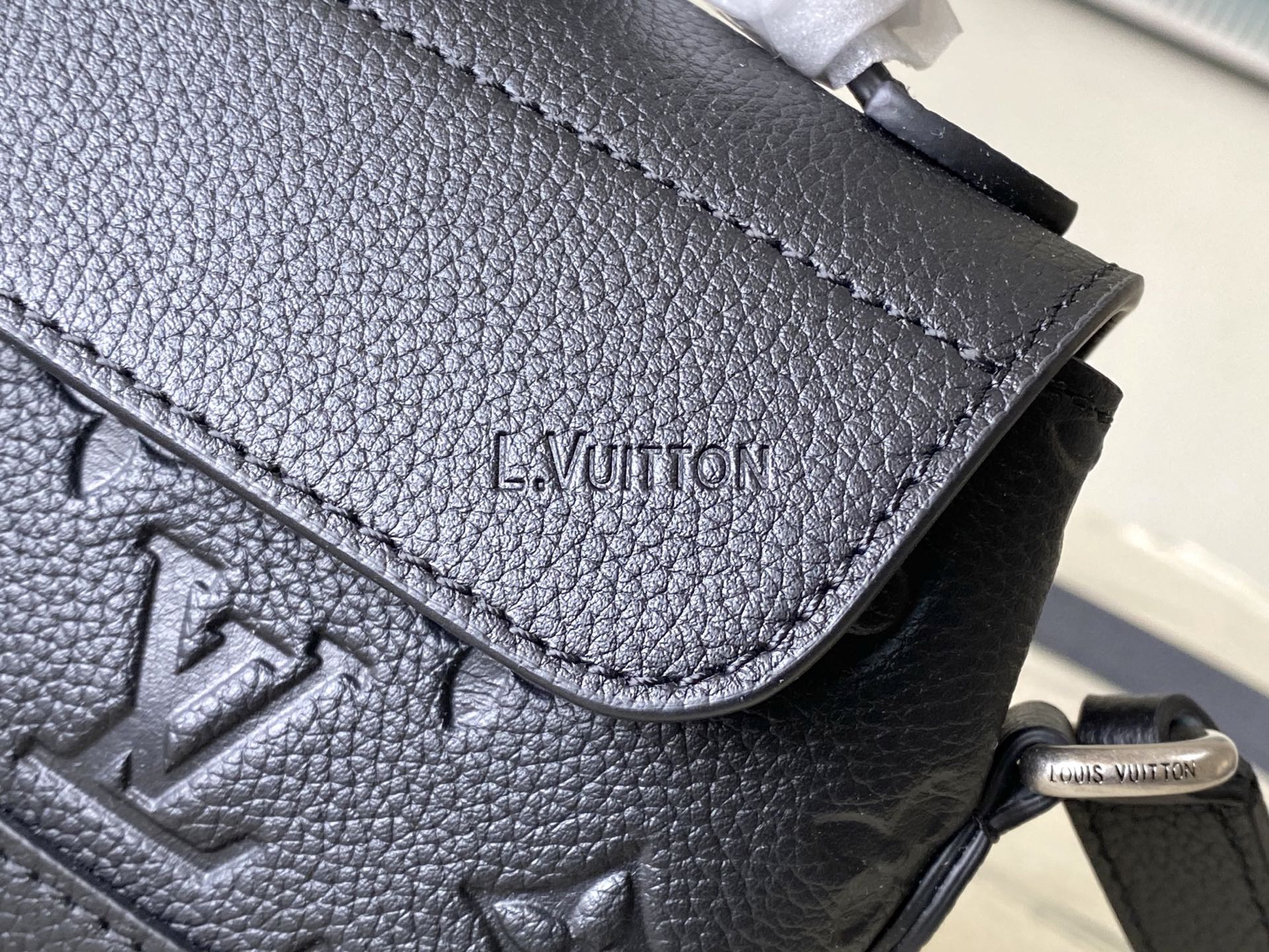 L*ouis V*uitton Top Bag