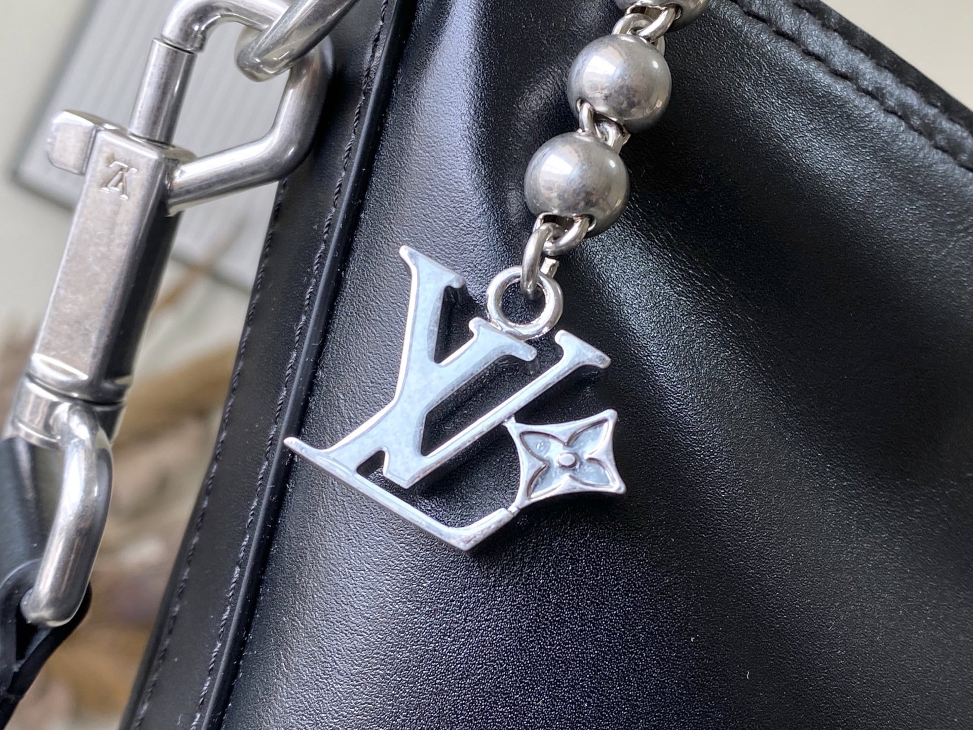 L*ouis V*uitton Top Bag