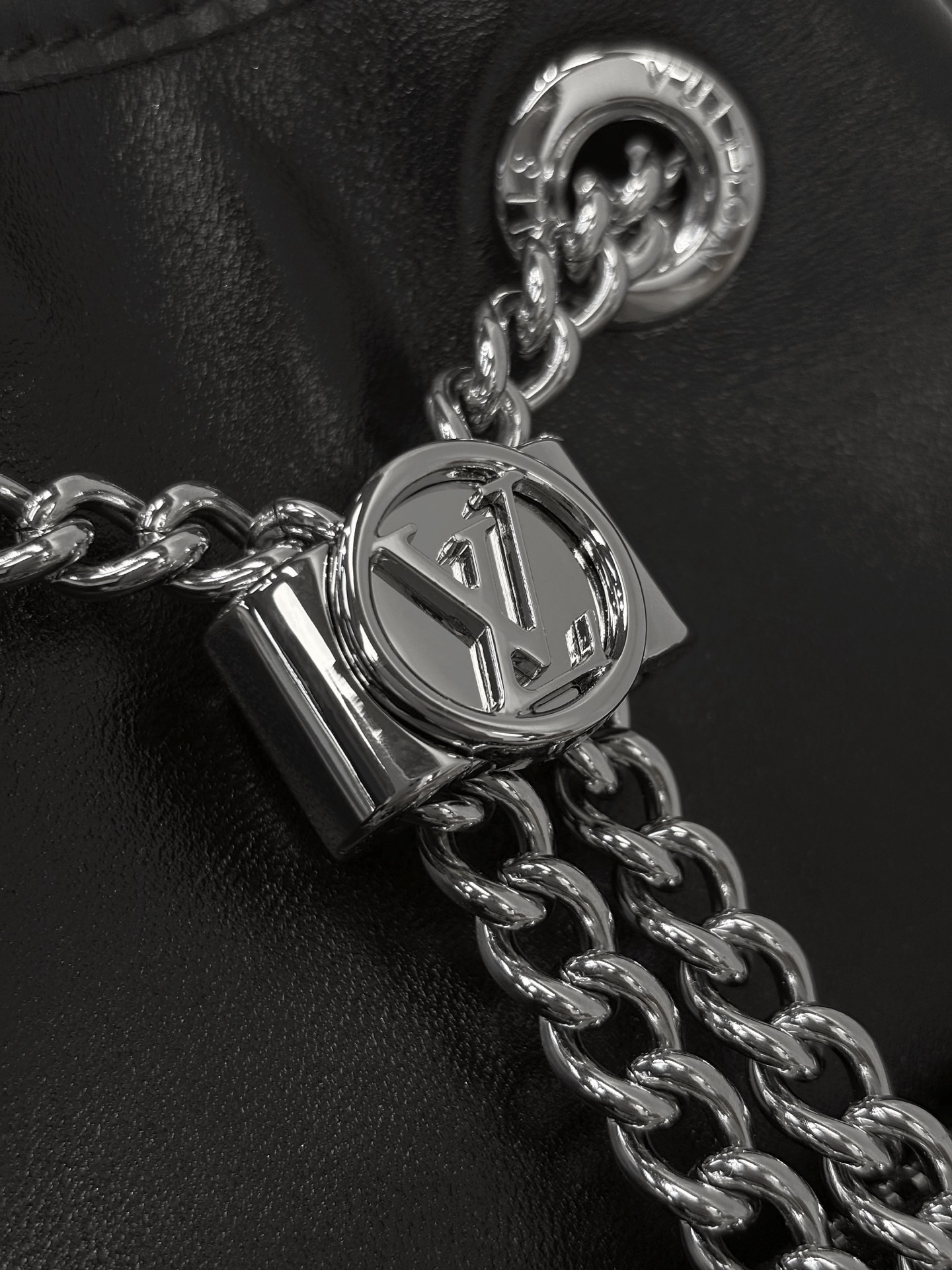 L*ouis V*uitton Top Bag