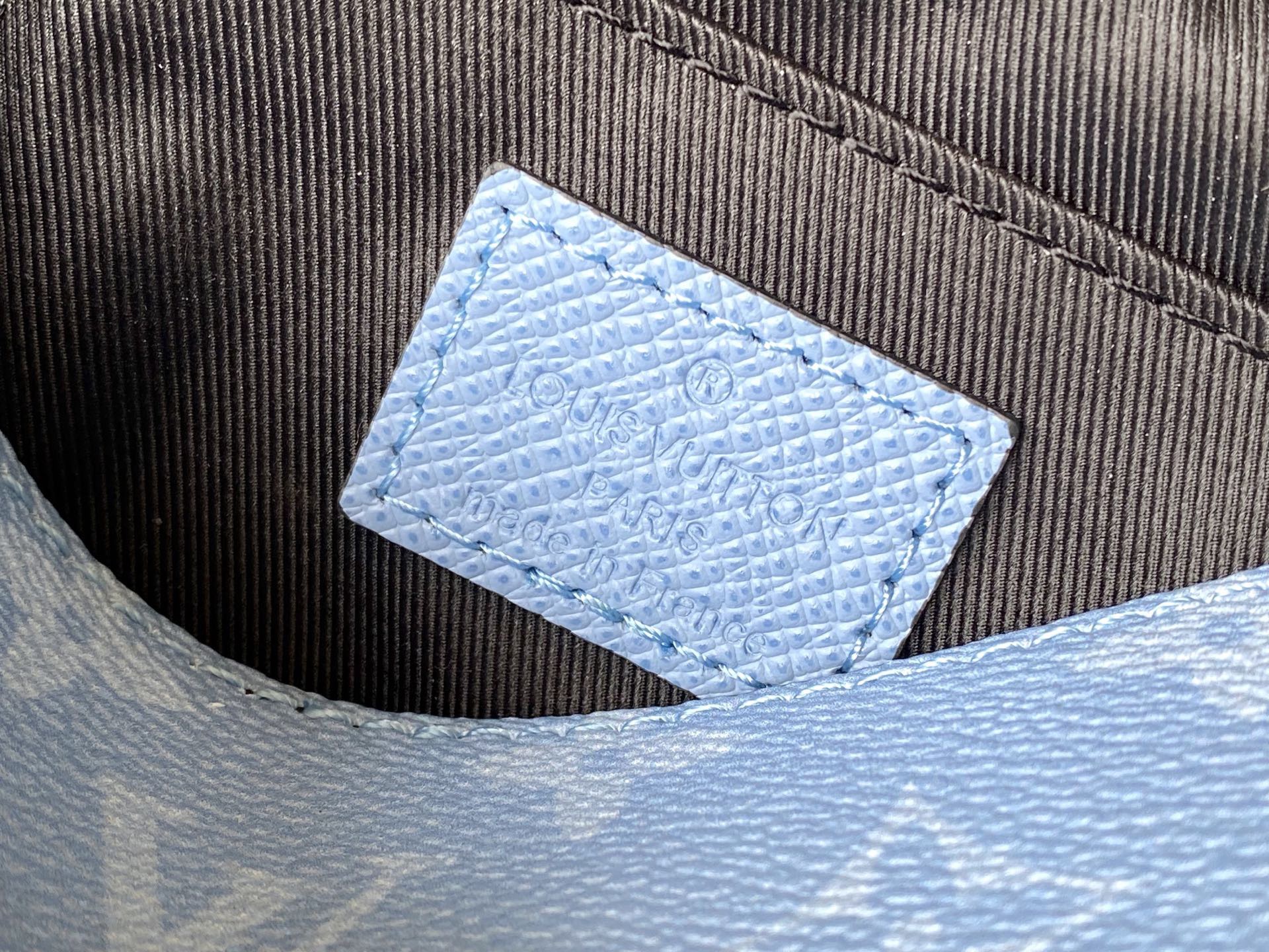 L*ouis V*uitton Top Bag