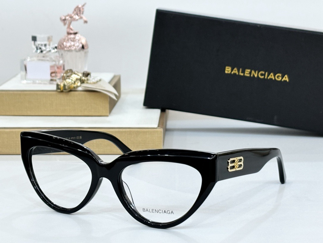 Top Quality B*alenciaga Glasses