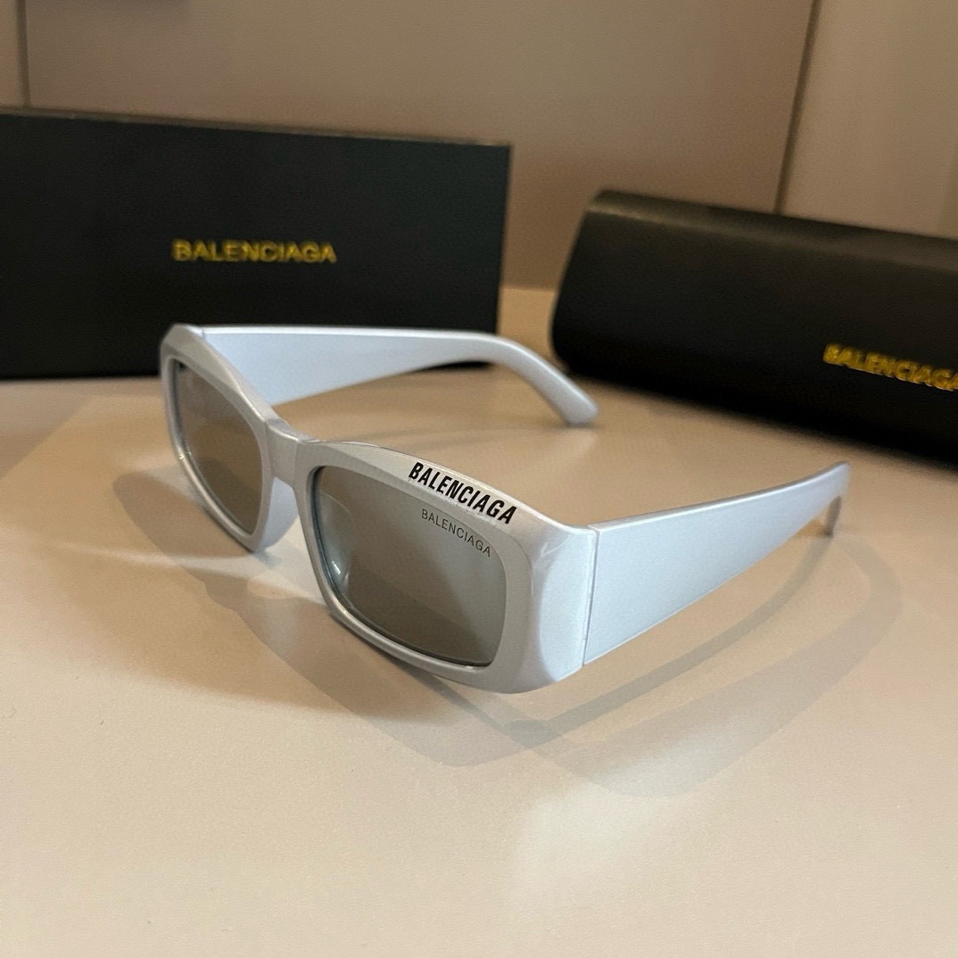 Top Quality B*alenciaga Glasses