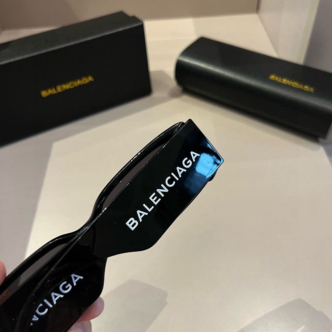 Top Quality B*alenciaga Glasses