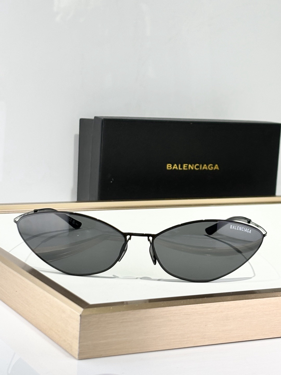 Top Quality B*alenciaga Glasses