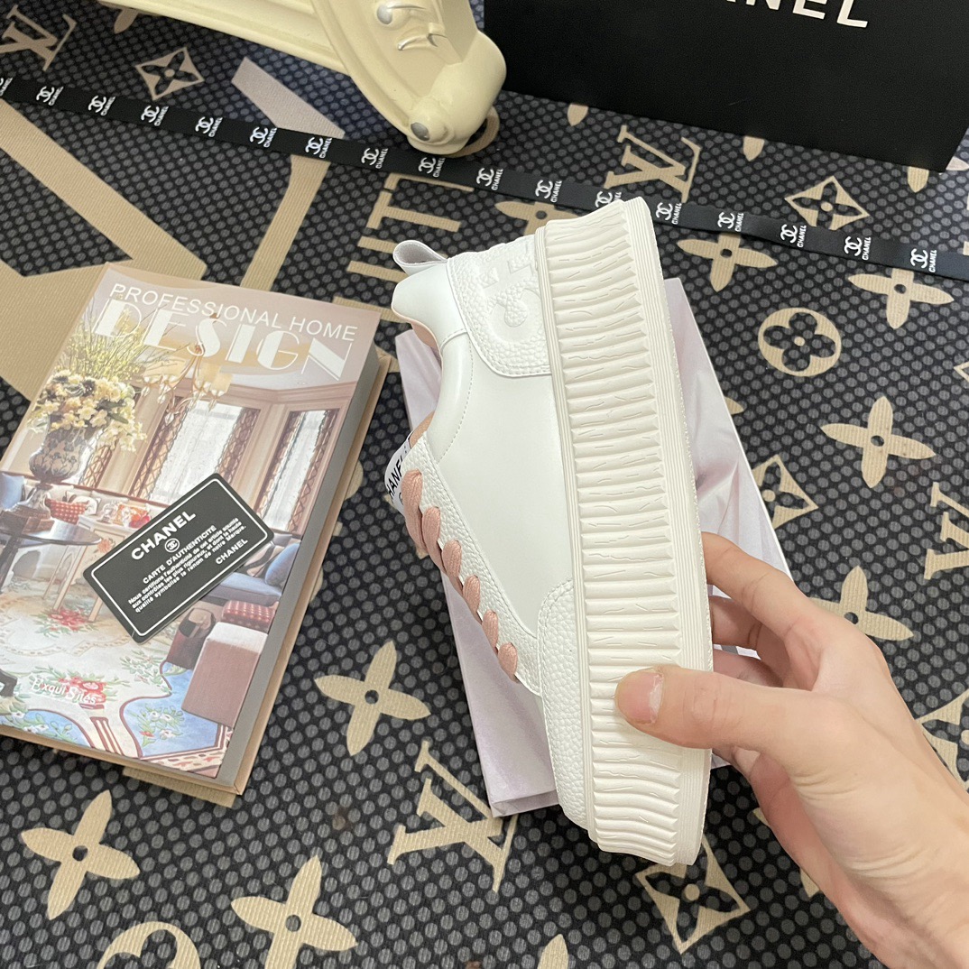 Women Top Quality C*hanel shoes