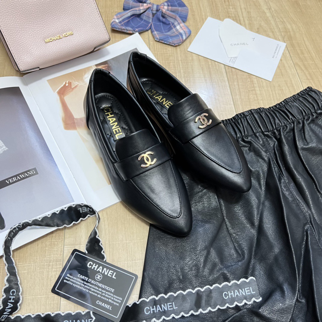 Women Top Quality C*hanel shoes