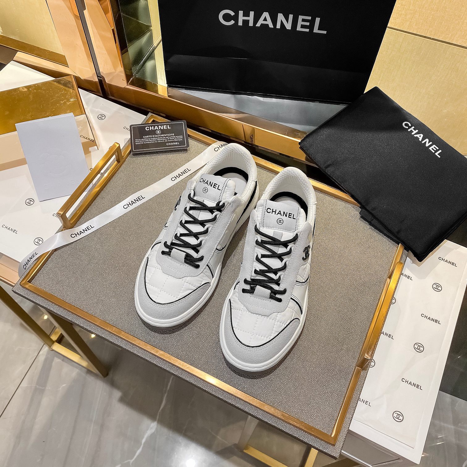 Women Top Quality C*hanel shoes