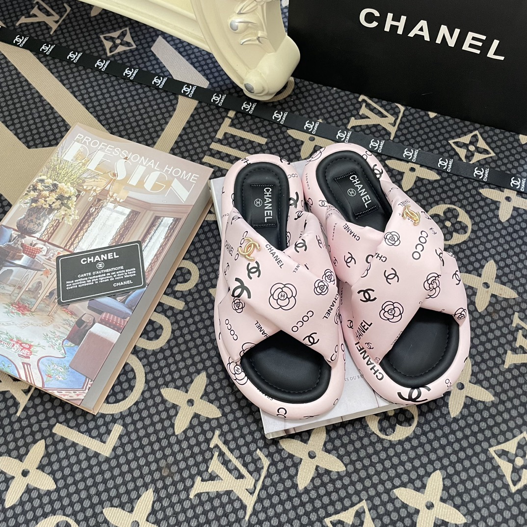 Women Top Quality C*hanel shoes