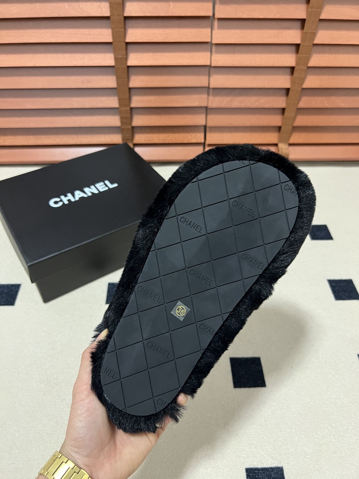 Women Top Quality C*hanel shoes