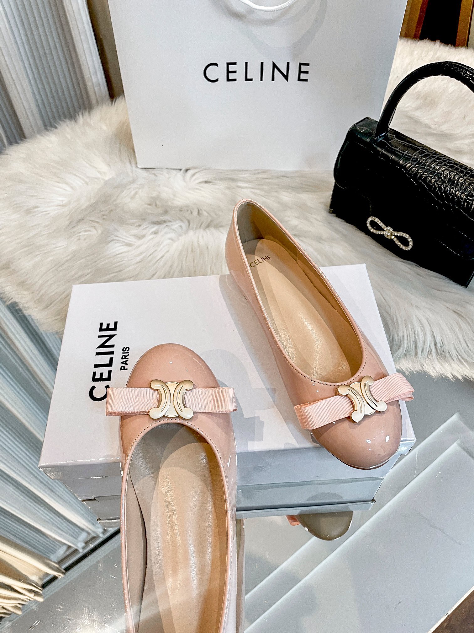 Women Top Quality C*eline shoes