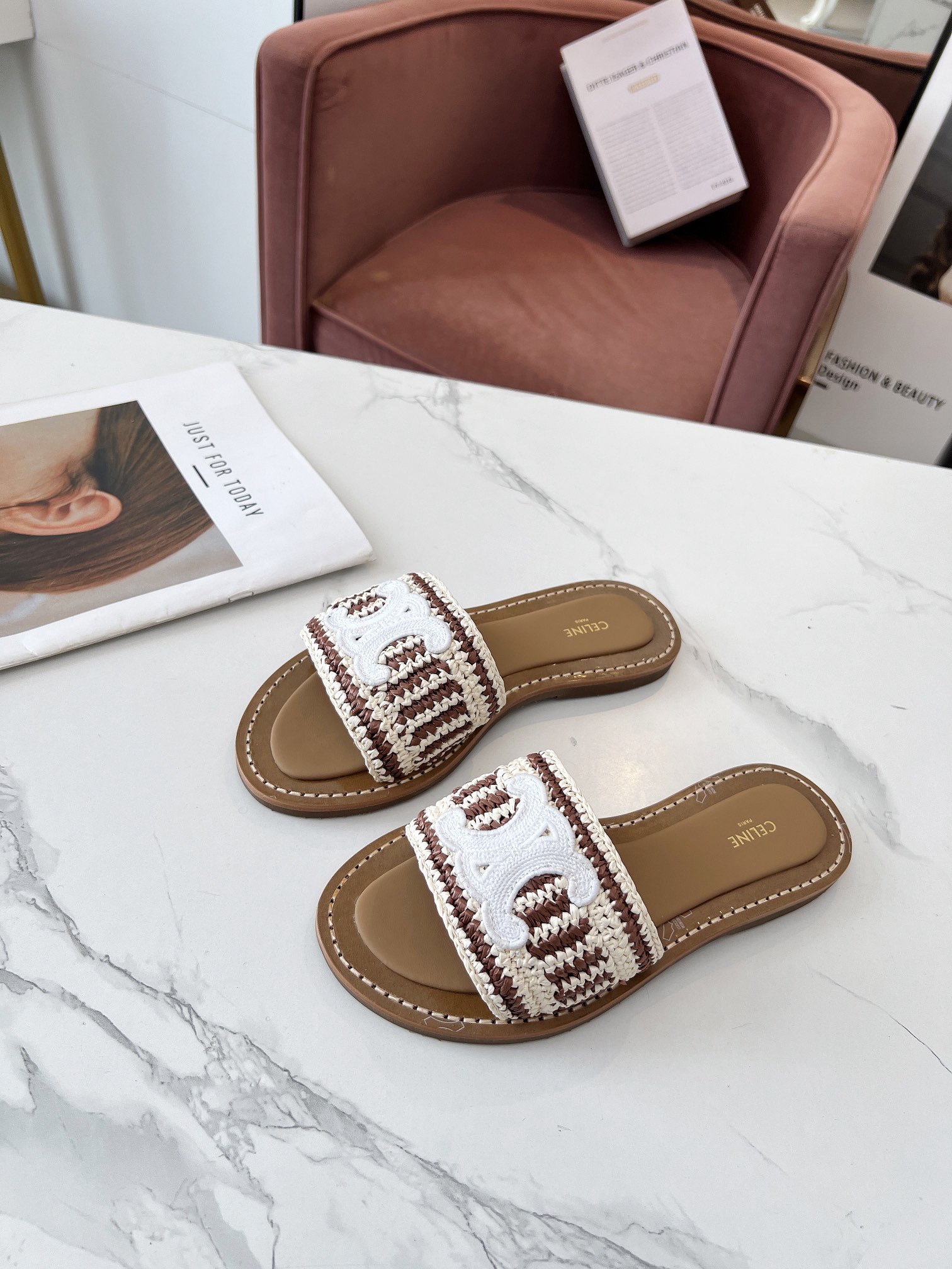 Women Top Quality C*eline shoes