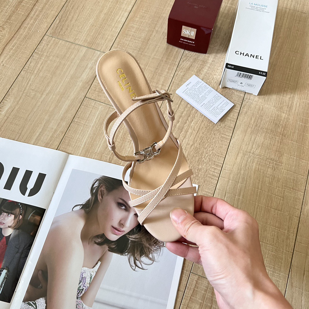 Women Top Quality C*eline shoes