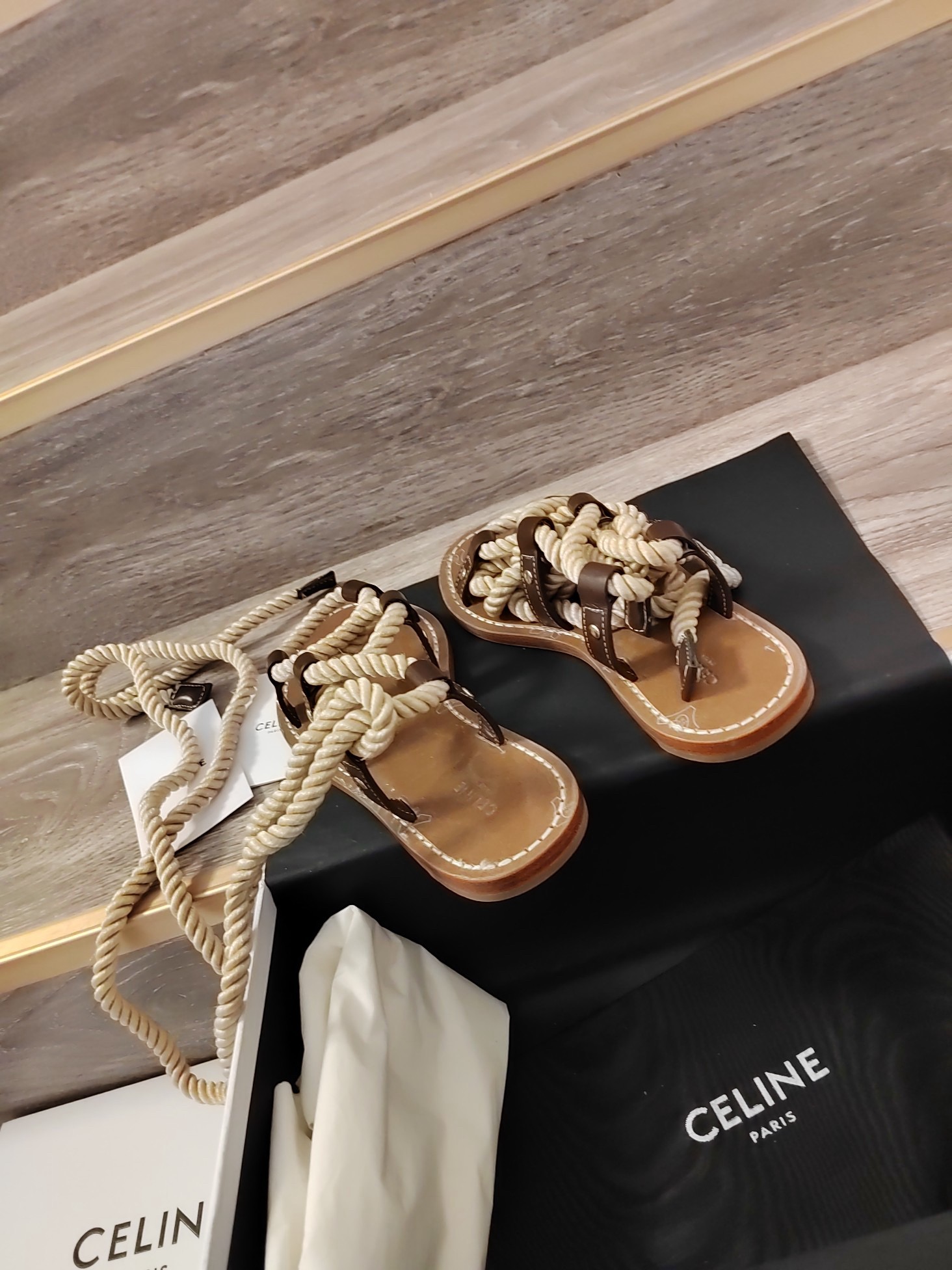 Women Top Quality C*eline shoes