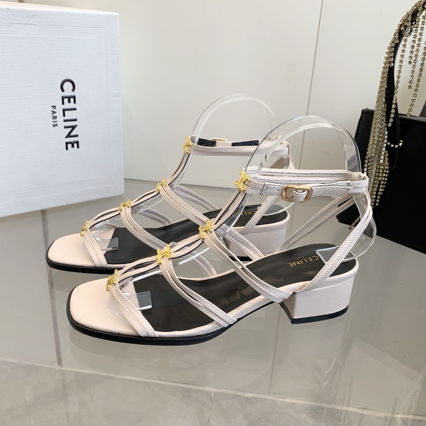 Women Top Quality C*eline shoes