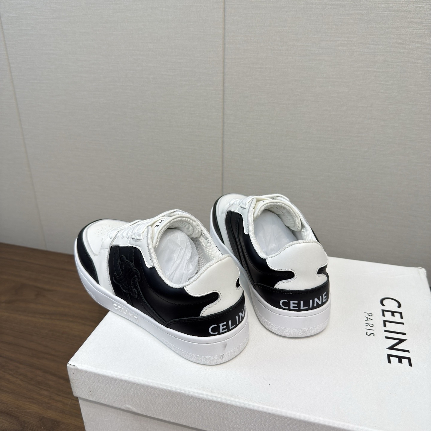 Women Top Quality C*eline shoes