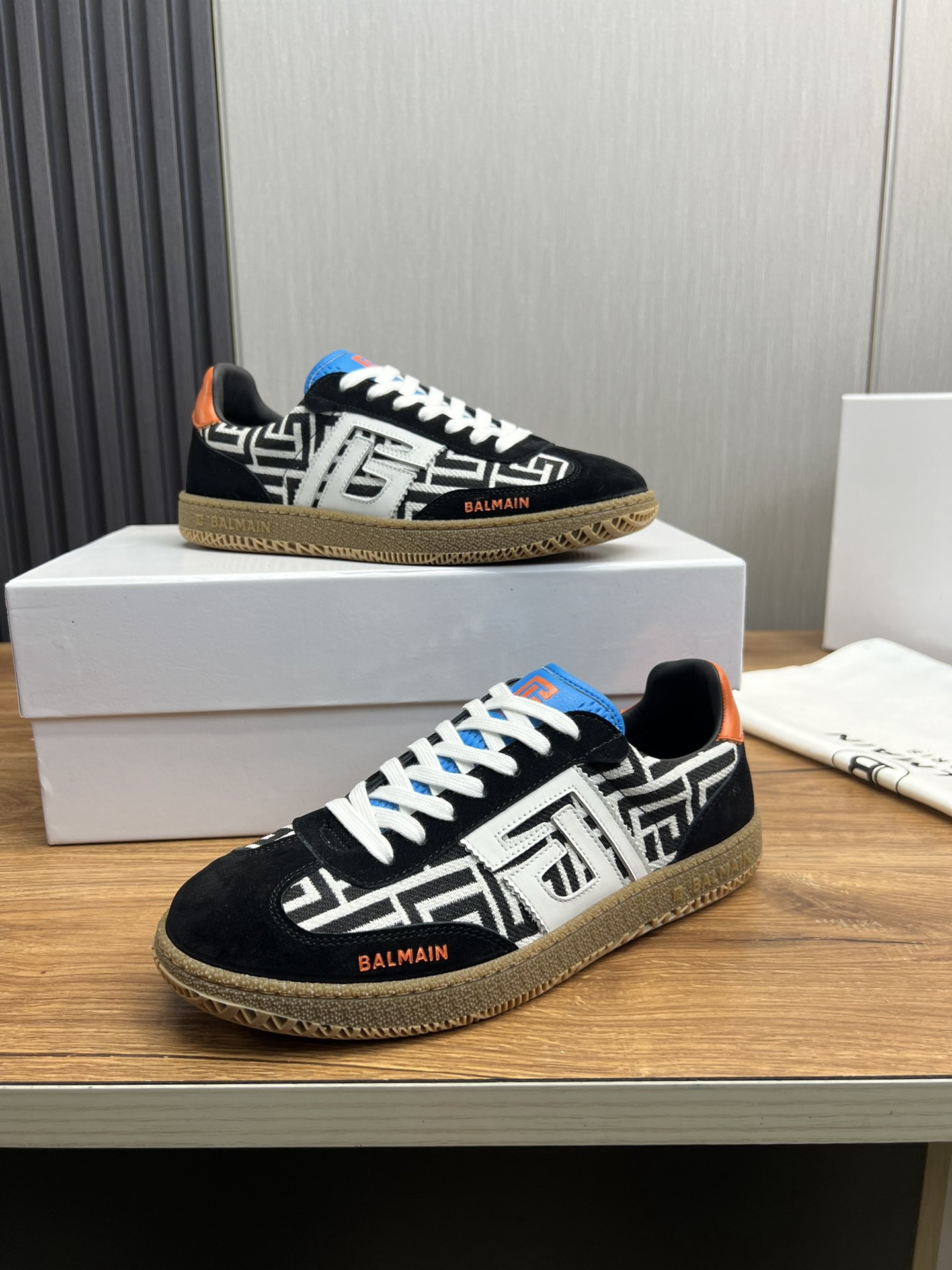 Women Men Top Quality B*almain shoes