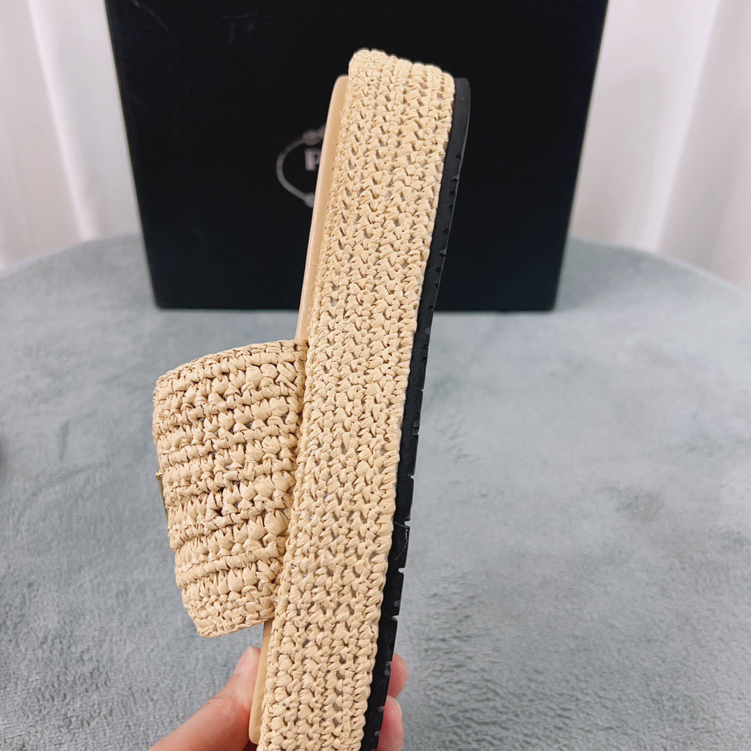 Women Men Top Quality P*rada shoes