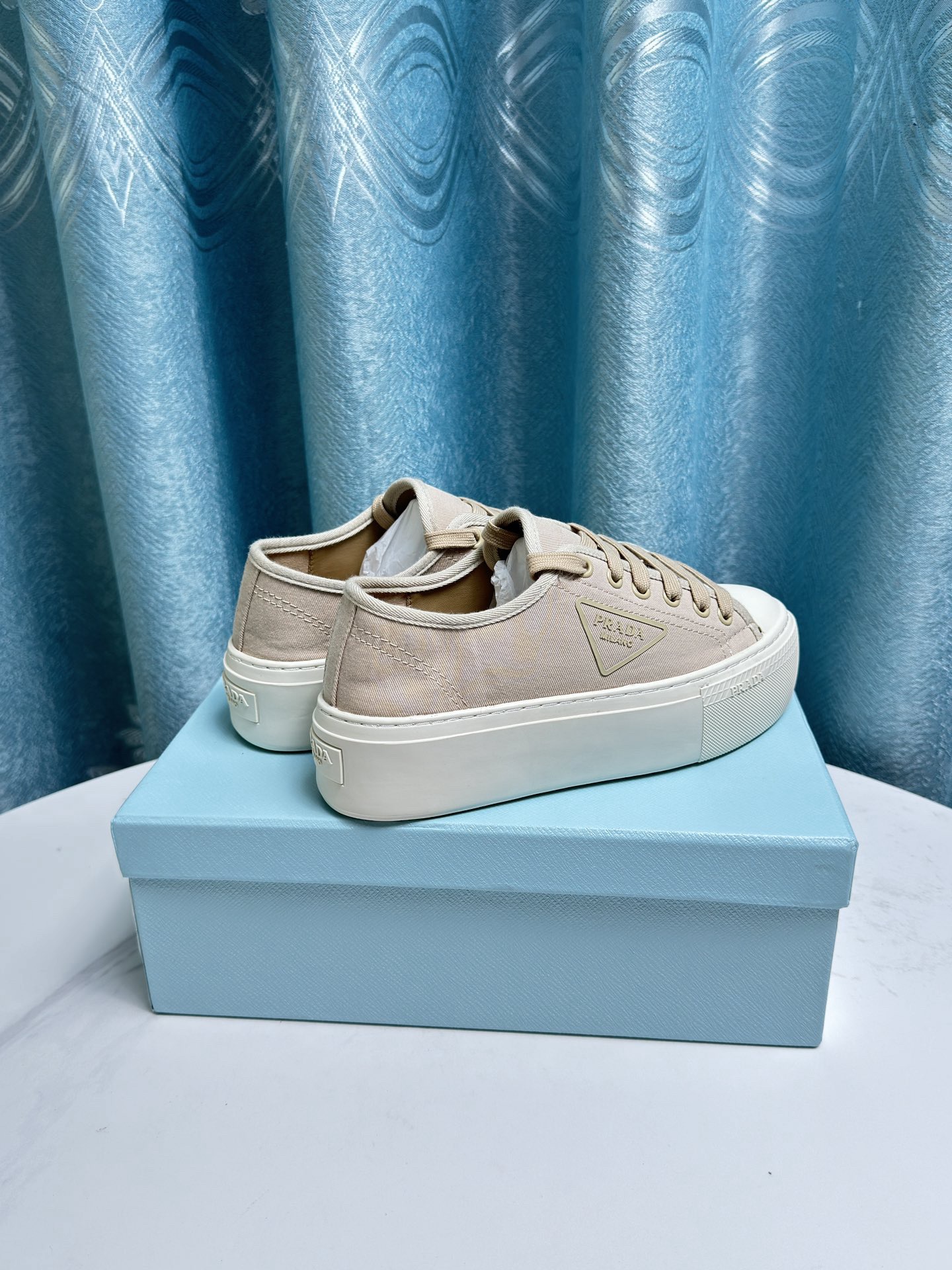 Women Men Top Quality P*rada shoes