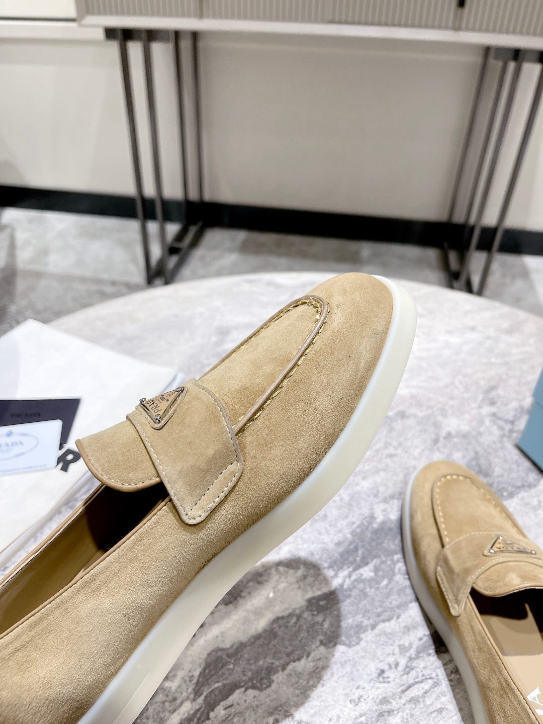 Women Men Top Quality P*rada shoes