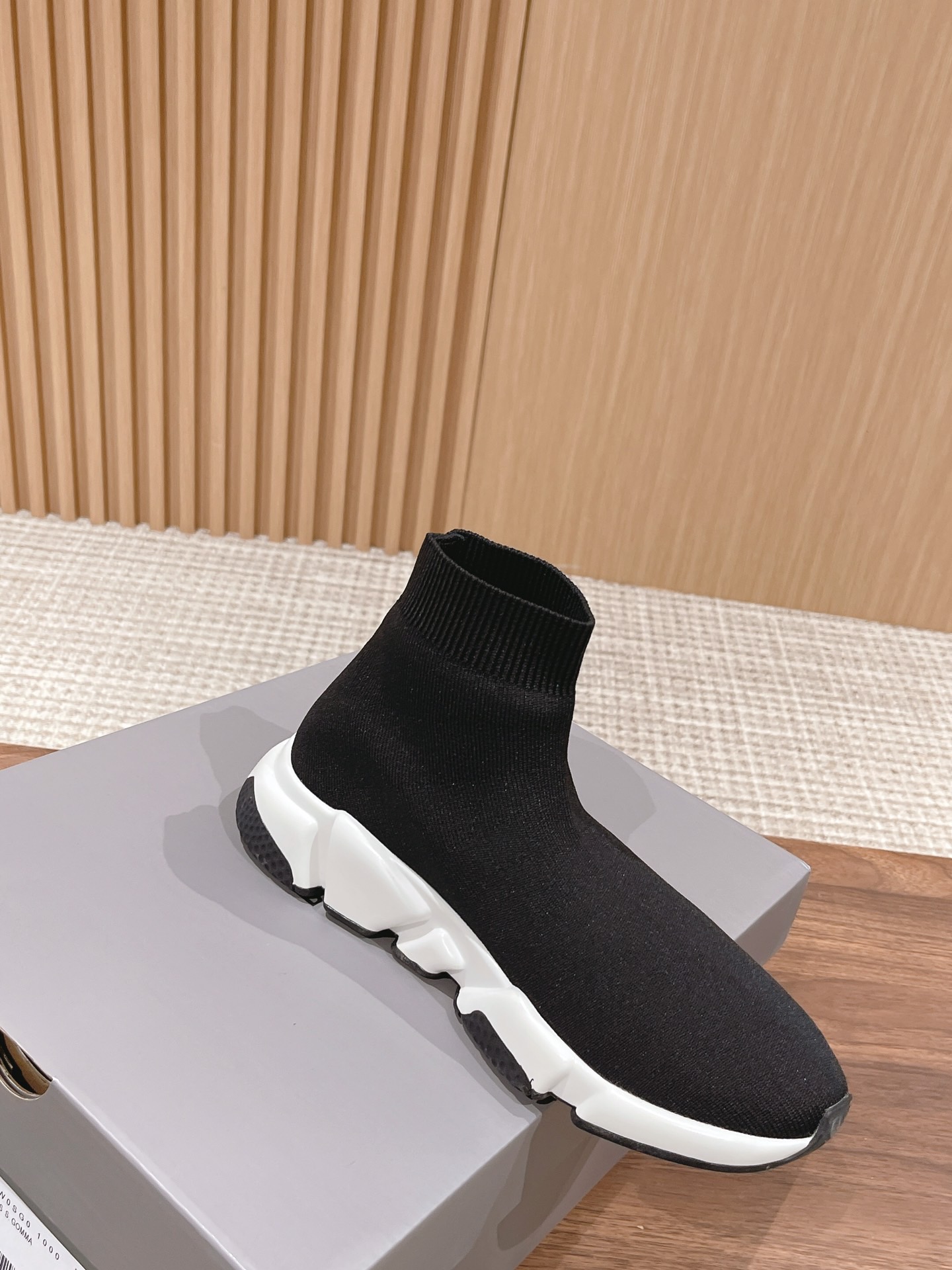 Men Women size 35-45 A*lexander M*cqueen Sneaker Top Quality 1:1