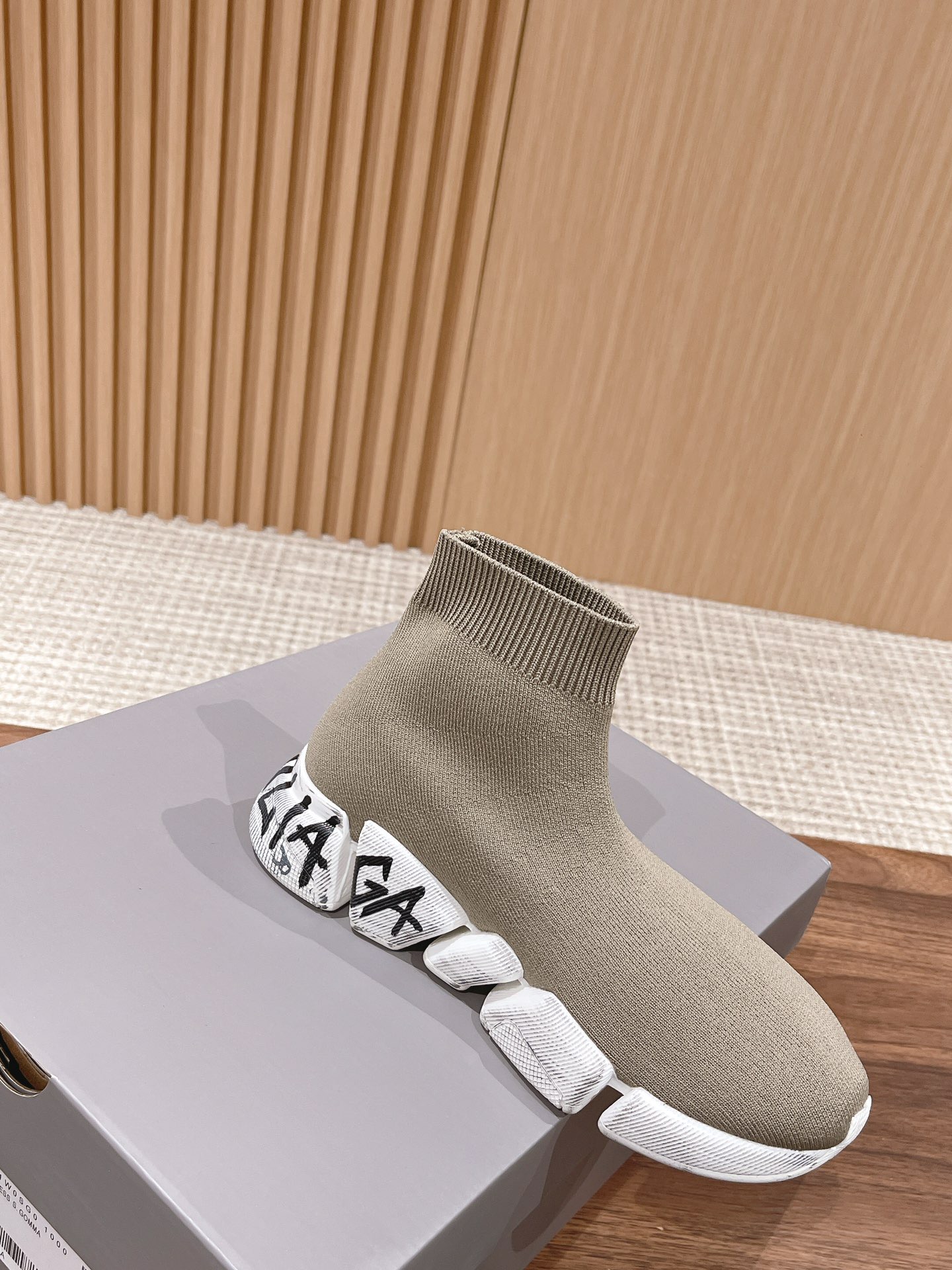 men Women size 35-45 A*lexander M*cqueen Sneaker Top Quality 1:1