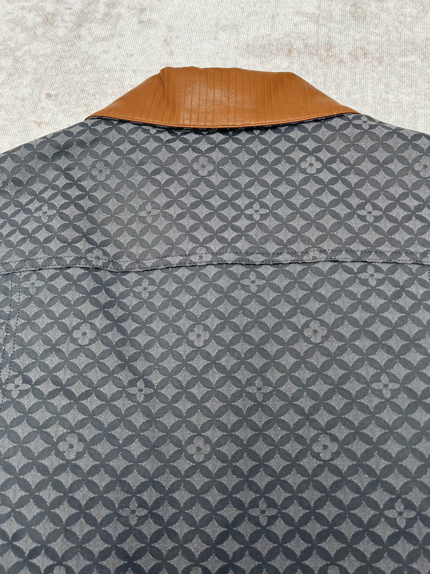 L*V Louis Vuitt*on Top Quality 1:1 Jacket