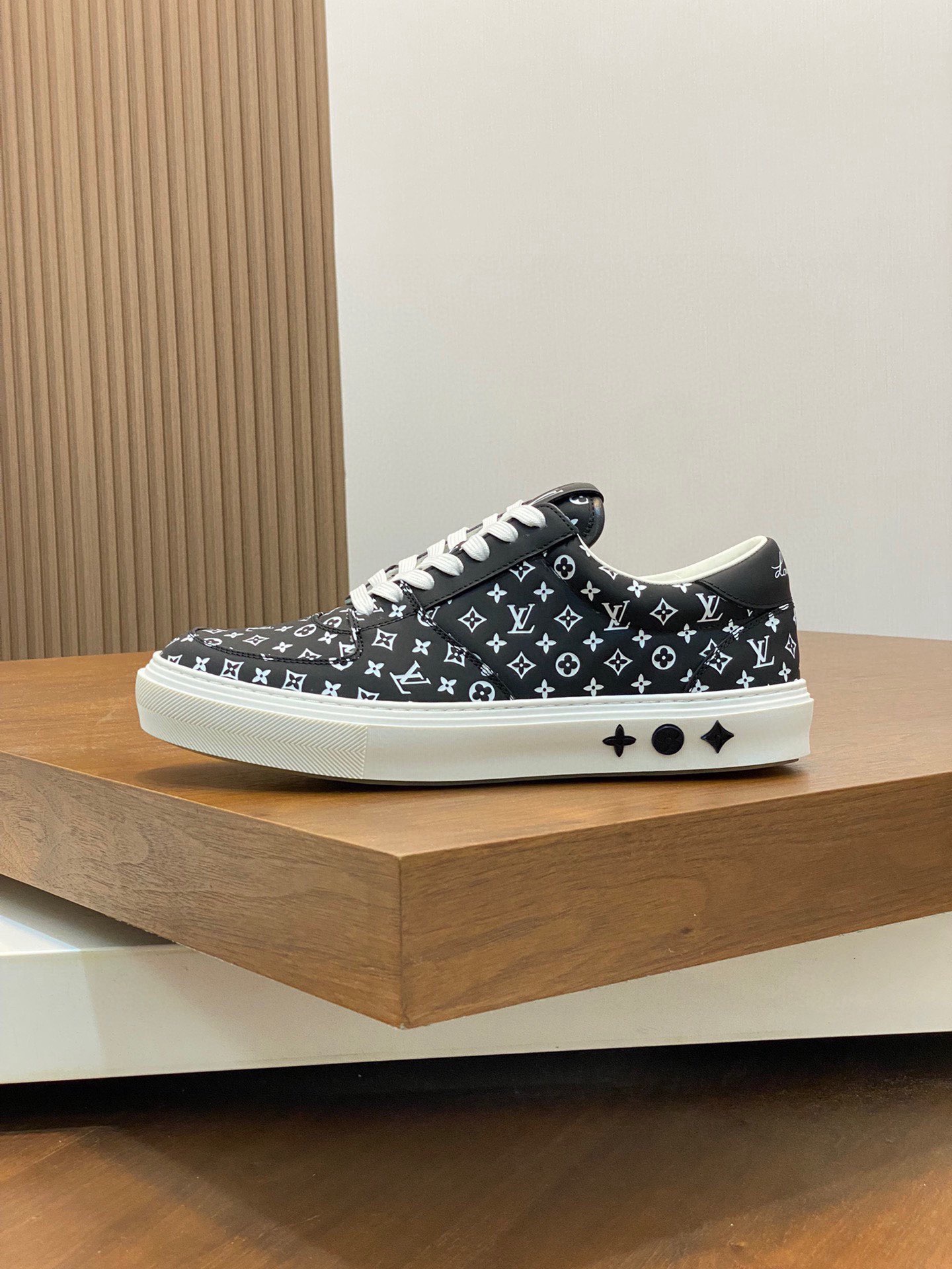 Men L*ouis V*uitton Top Sneaker L*V Shoes